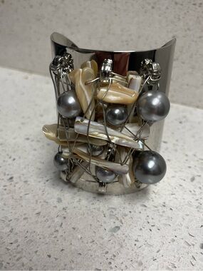 Silver-Tone Cuff Bracelet with Grey Pearls and Cream Mother-of-Pearl Sticks